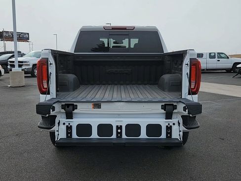 Used 2024 GMC Sierra 1500 AT4 w/ AT4 Preferred Package image 19