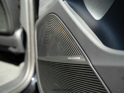 Used 2023 Audi RS Q8 image 42