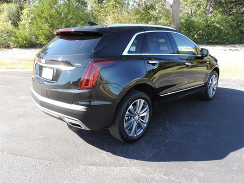 Certified 2025 Cadillac XT5 Premium Luxury image 5