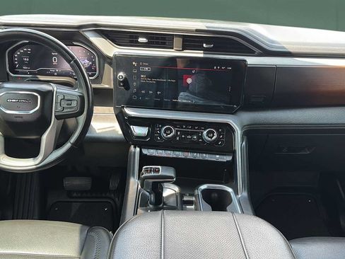 Used 2023 GMC Sierra 1500 Denali w/ Denali Reserve Package AWD/4WD image 24