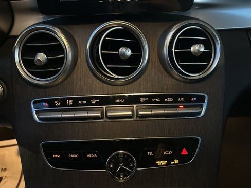 Used 2019 Mercedes-Benz C 300 Sedan image 18
