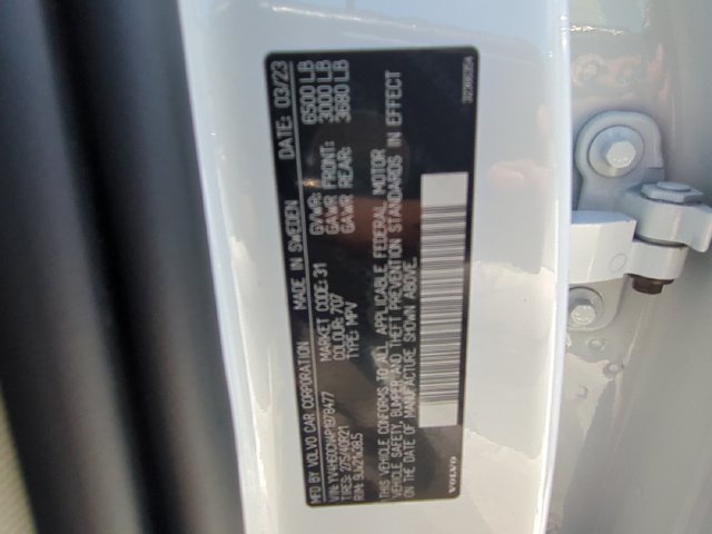 Certified 2023 Volvo XC90 T8 Plus w/ Protection Package Premier AWD/4WD image 32
