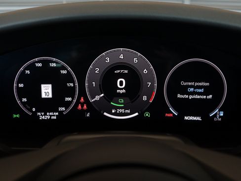Certified 2025 Porsche 911 Targa 4 GTS AWD/4WD image 19