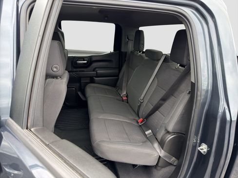 Used 2022 Chevrolet Silverado 1500 LT AWD/4WD image 13