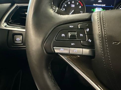 Certified 2022 Cadillac XT6 Premium Luxury w/ Platinum Package image 17