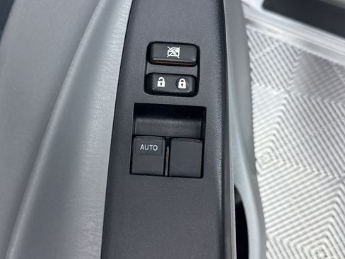 Used 2014 Toyota Tacoma 4x4 Access Cab w/ Convenience Package image 21