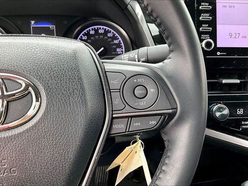 Used 2023 Toyota Camry SE image 24