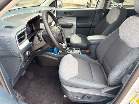 New 2025 Ford Maverick XLT w/ XLT Luxury Package image 18