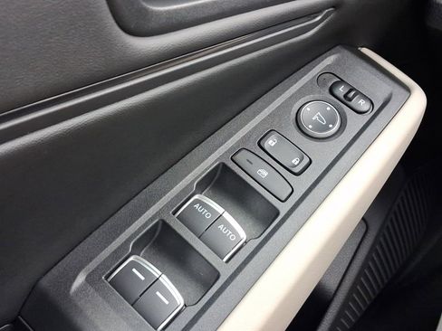 Used 2023 Honda Accord EX image 11