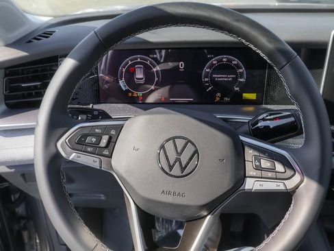 New 2026 Volkswagen Tiguan S FWD image 22