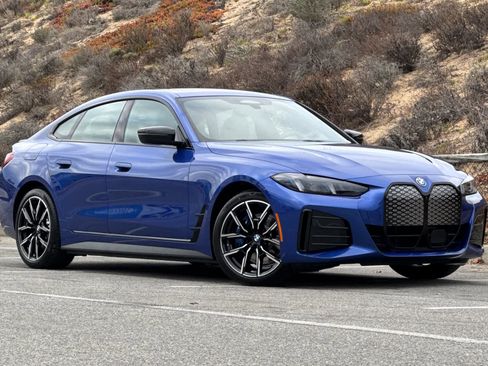 New 2025 BMW i4 eDrive40 w/ M Sport Package image 9