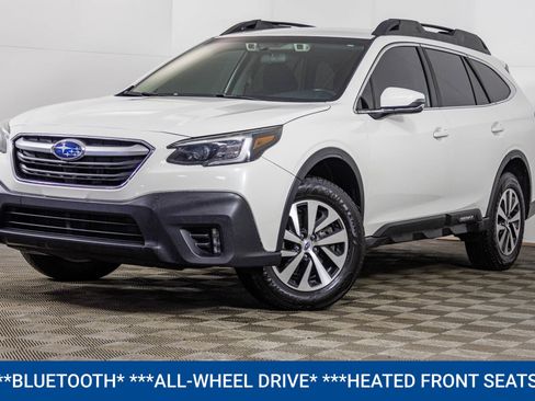 Used 2021 Subaru Outback Premium image 2