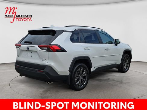 Used 2024 Toyota RAV4 XLE Premium w/ Weather Package AWD/4WD image 9