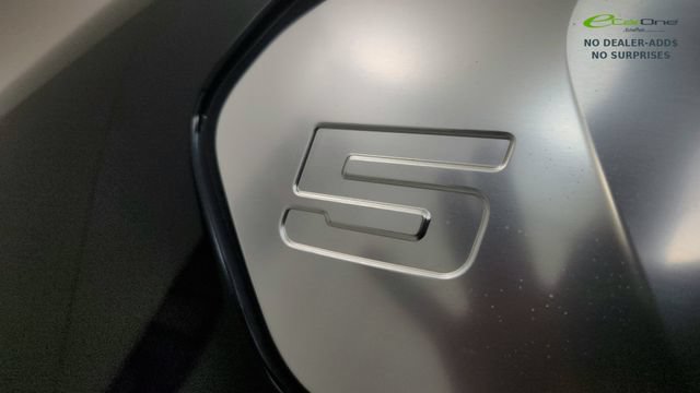 Used 2024 BMW i5 eDrive40i w/ M Sport Package RWD image 39