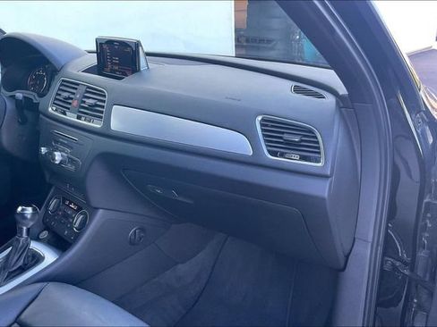 Used 2018 Audi Q3 2.0T Premium FWD image 16