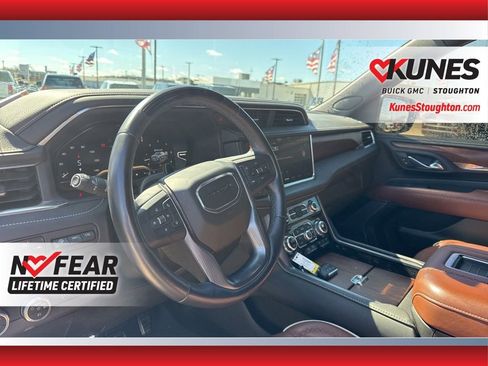 Used 2023 GMC Yukon Denali Ultimate image 22
