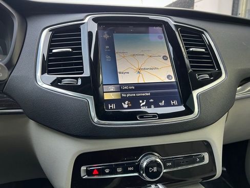 Used 2018 Volvo XC90 T5 Momentum w/ Convenience Package image 47