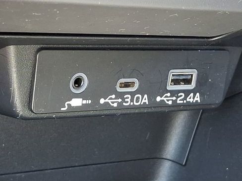 Certified 2025 Subaru Crosstrek 2.0i Premium AWD/4WD image 25
