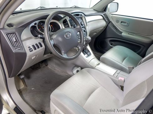 Used 2006 Toyota Highlander 2WD V6 image 10