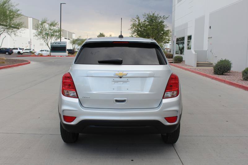 Used 2022 Chevrolet Trax LS w/ Tint and Cruise Package FWD image 6