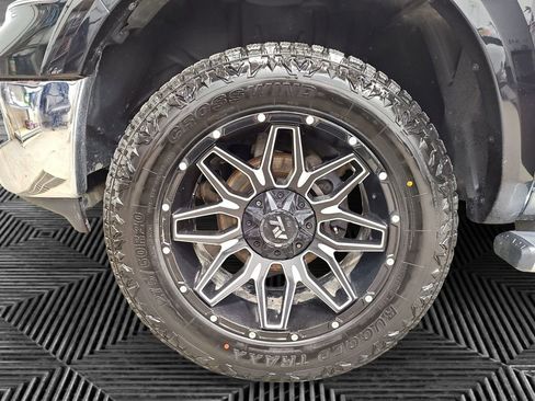 Used 2017 RAM 1500 Laramie w/ Convenience Group image 14