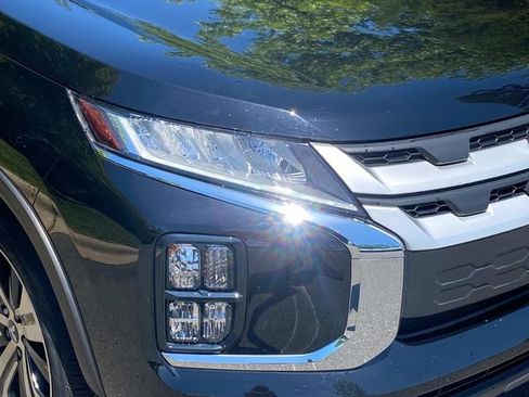 Used 2022 Mitsubishi Outlander Sport LE FWD image 4