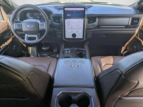 Used 2024 Ford Expedition King Ranch RWD image 19