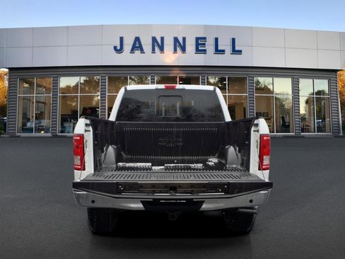 Used 2016 Ford F150 XLT w/ Equipment Group 302A Luxury image 11