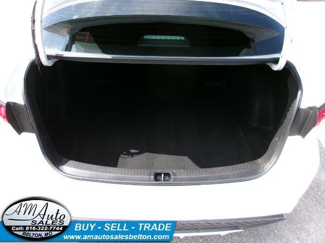 Used 2022 Toyota Corolla SE FWD image 14