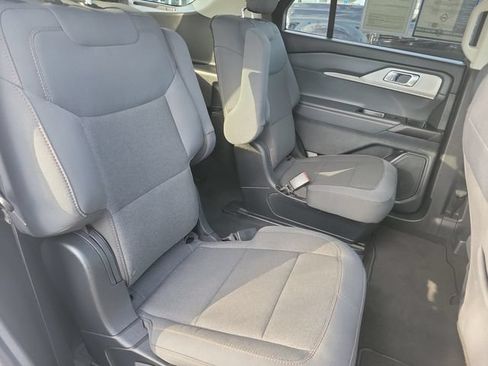 Used 2026 Ford Explorer Active RWD image 27