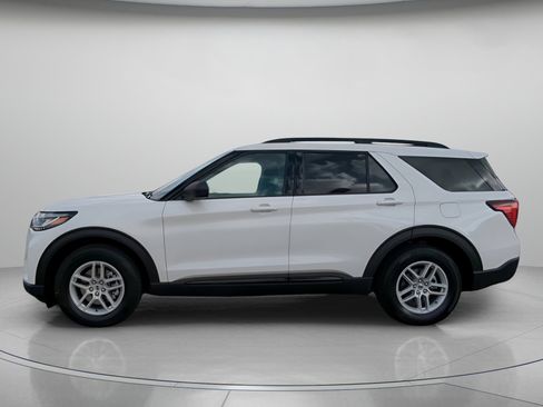 New 2026 Ford Explorer Active image 15