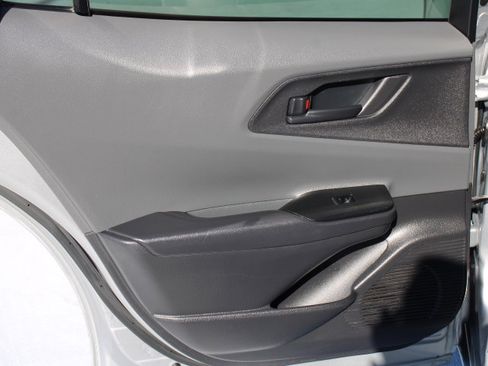 Used 2023 Toyota Prius LE image 12