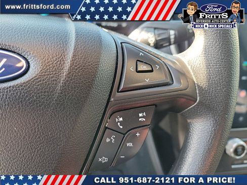 Certified 2022 Ford Edge SE w/ Black Appearance Package AWD/4WD image 7
