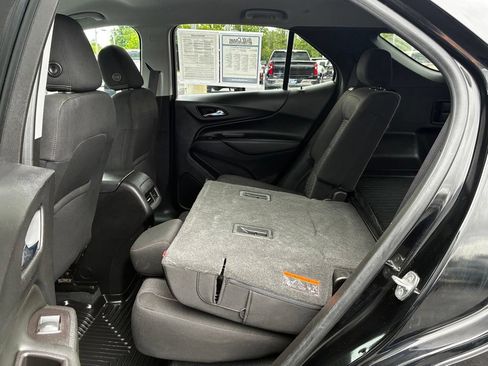 Used 2021 Chevrolet Equinox LT AWD/4WD image 30