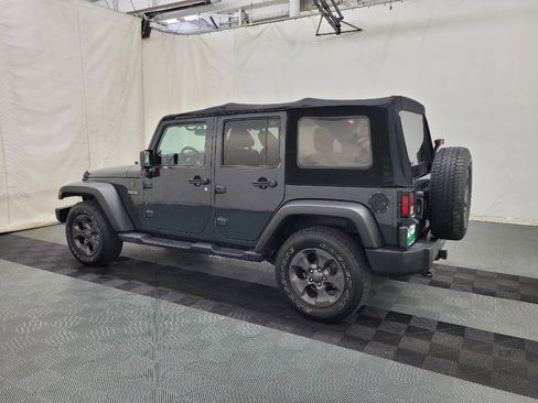 Used 2017 Jeep Wrangler Unlimited Sport AWD/4WD image 3