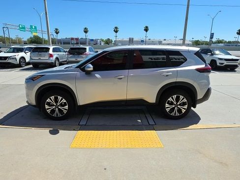 Used 2023 Nissan Rogue SV FWD image 7