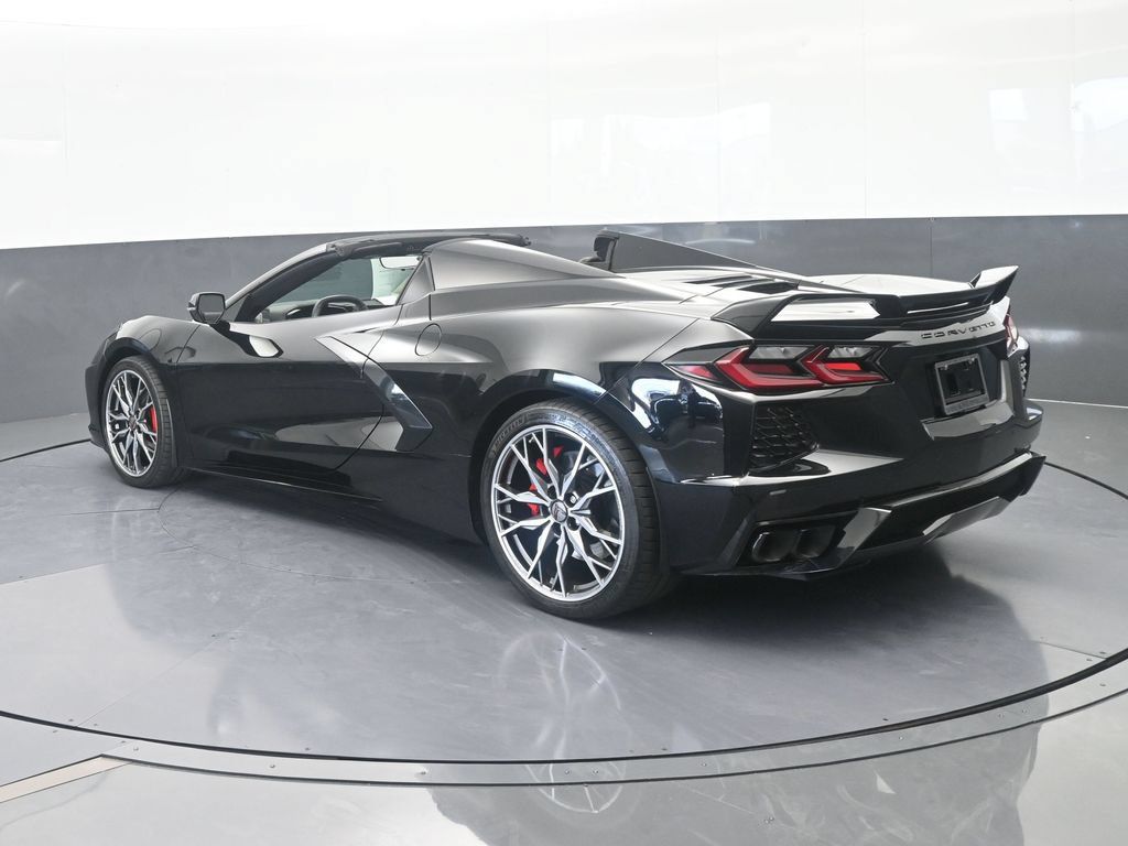 Used 2024 Chevrolet Corvette Stingray Preferred Conv w/ Z51 Performance Package RWD image 4