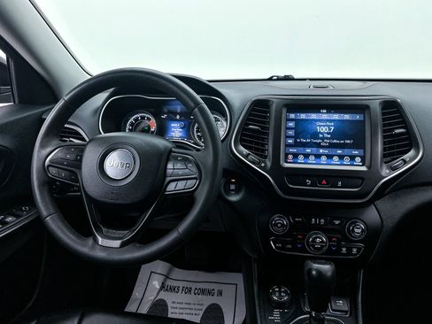 Used 2022 Jeep Cherokee Trailhawk w/ Comfort/Convenience Group image 3