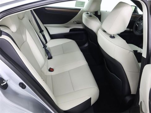 New 2025 Lexus ES 350 w/ Premium Package image 14