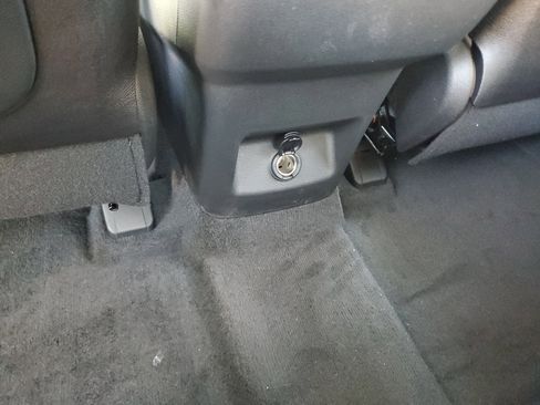 New 2025 Kia Telluride S image 14