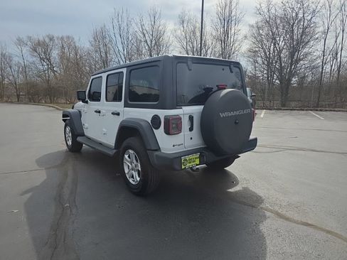 Used 2018 Jeep Wrangler Unlimited Sport S image 5