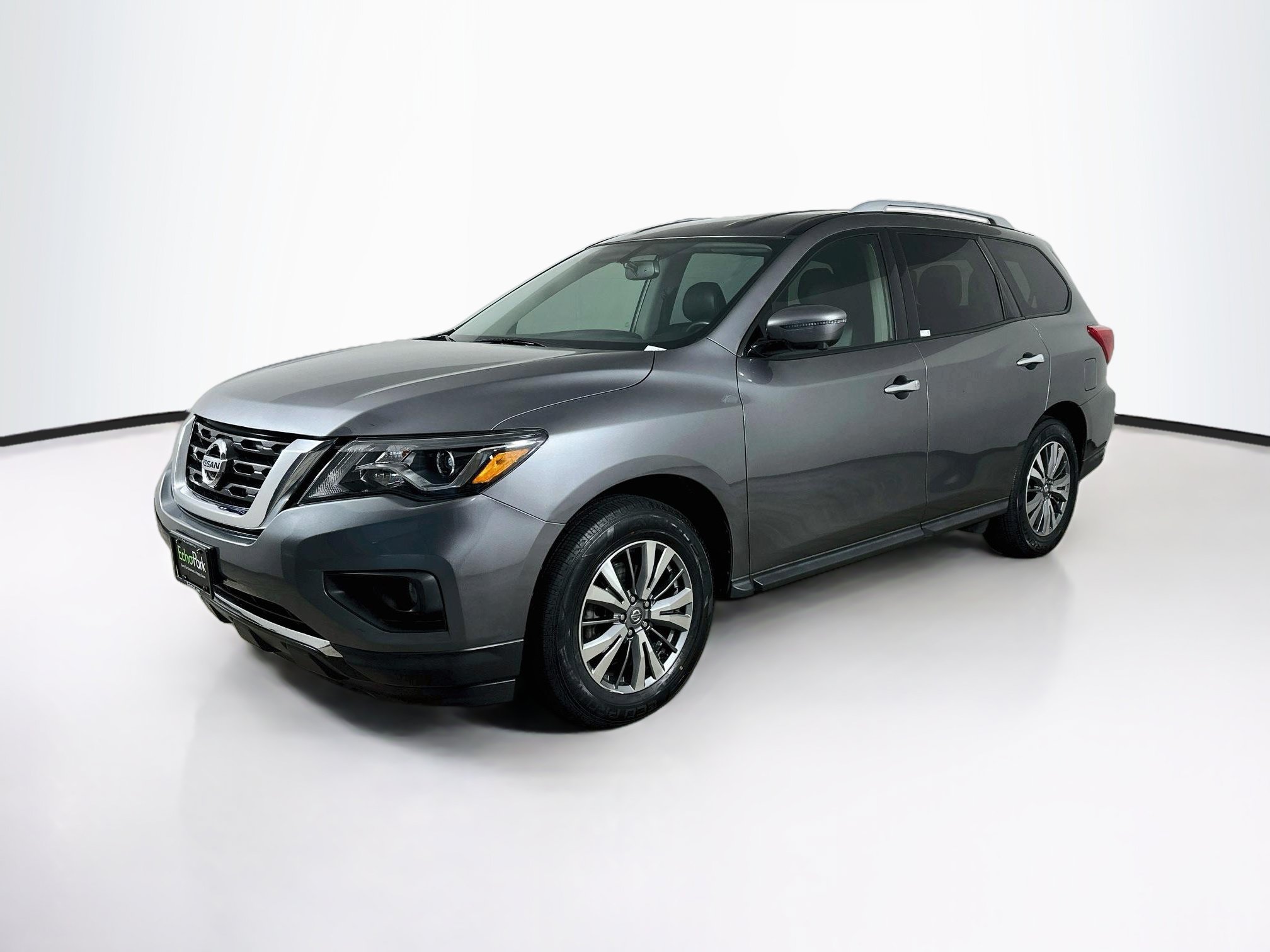 Used 2020 Nissan Pathfinder SL AWD/4WD image 3