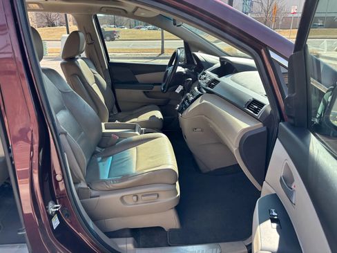 Used 2012 Honda Odyssey Touring Elite image 35