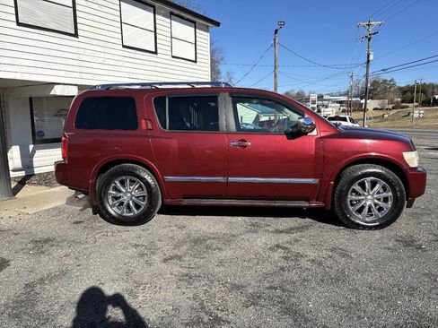 Used 2010 INFINITI QX56 4WD w/ Technology Pkg image 5