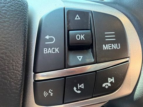 Used 2025 Ford Explorer Active w/ Active Comfort Package AWD/4WD image 16