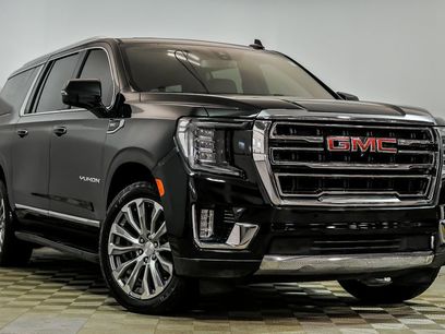 Used 2022 GMC Yukon XL SLT w/ SLT Premium Package