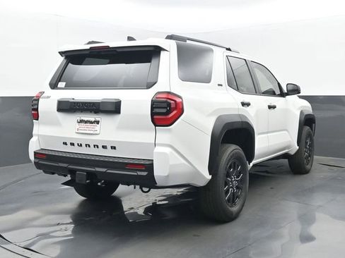 New 2026 Toyota 4Runner SR5 image 19
