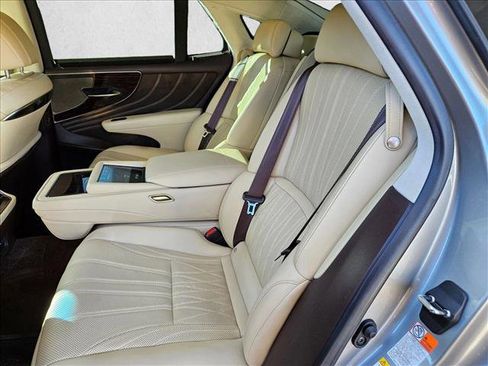 Used 2018 Lexus LS 500 image 19