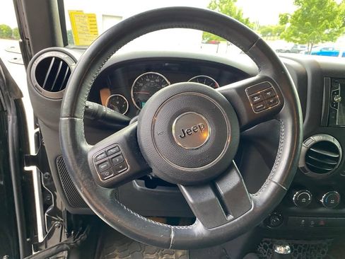 Used 2015 Jeep Wrangler Sport AWD/4WD image 7