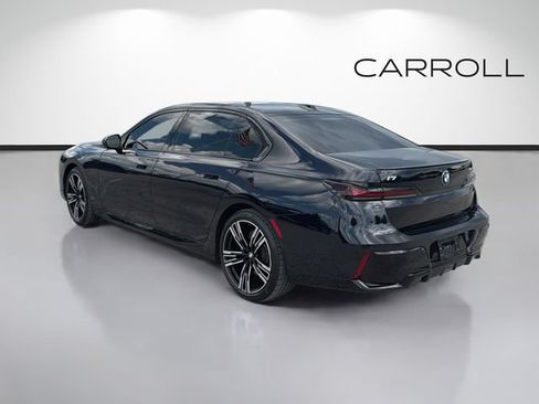 Used 2025 BMW i7 eDrive50 w/ M Sport Package RWD image 5
